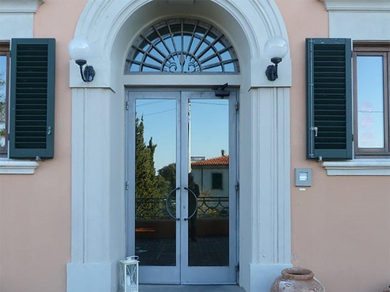 Hotel La Vedetta Livorno Exterior foto