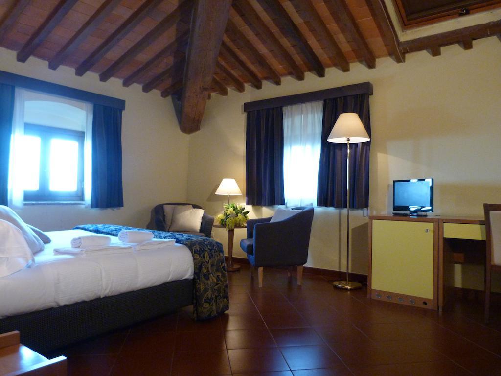 Hotel La Vedetta Livorno Exterior foto